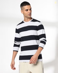 TEAMSPIRIT Men Stripes Regular Fit T-Shirt