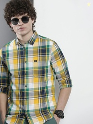 The Indian Garage Co. Men Regular Fit Checkered Cut Away Collar C...mo
