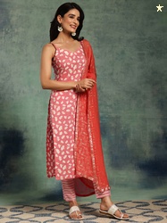 Gerua By Libas Floral Printed Regular Pure Cotton Kurta with Trousers 
