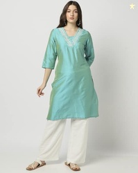 YOUSTA Women Embroidered Straight Kurta