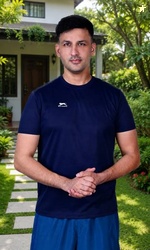 Shiv Naresh Men Solid Round Neck Polyester Dark Blue T-Shirt