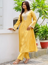 Gerua By Libas Women Floral Yoke Design Regular Thread Work Kurta with