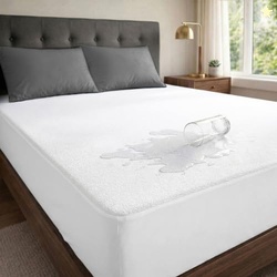 MollisHomes Mattress Protector Single Size, 78x36 Inches, White | Soft